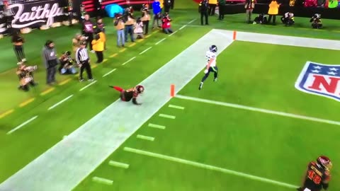 Seahawks RB #27 Zach Charbonnet TD 🏈27yds.