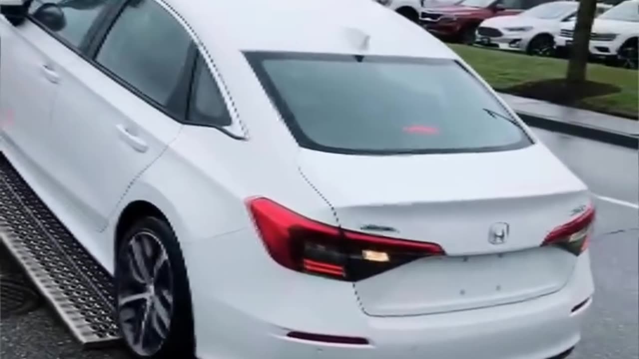 Epic Honda Exit from Open Trailer—Unbelievable Car Reveal!