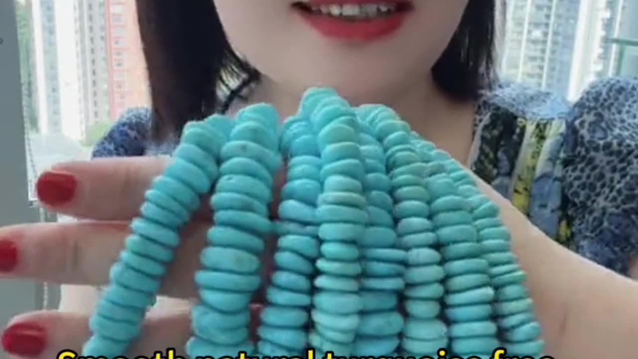 250120-3 Smooth natural turquoise free shape beads string are used to create fashionable turquoise