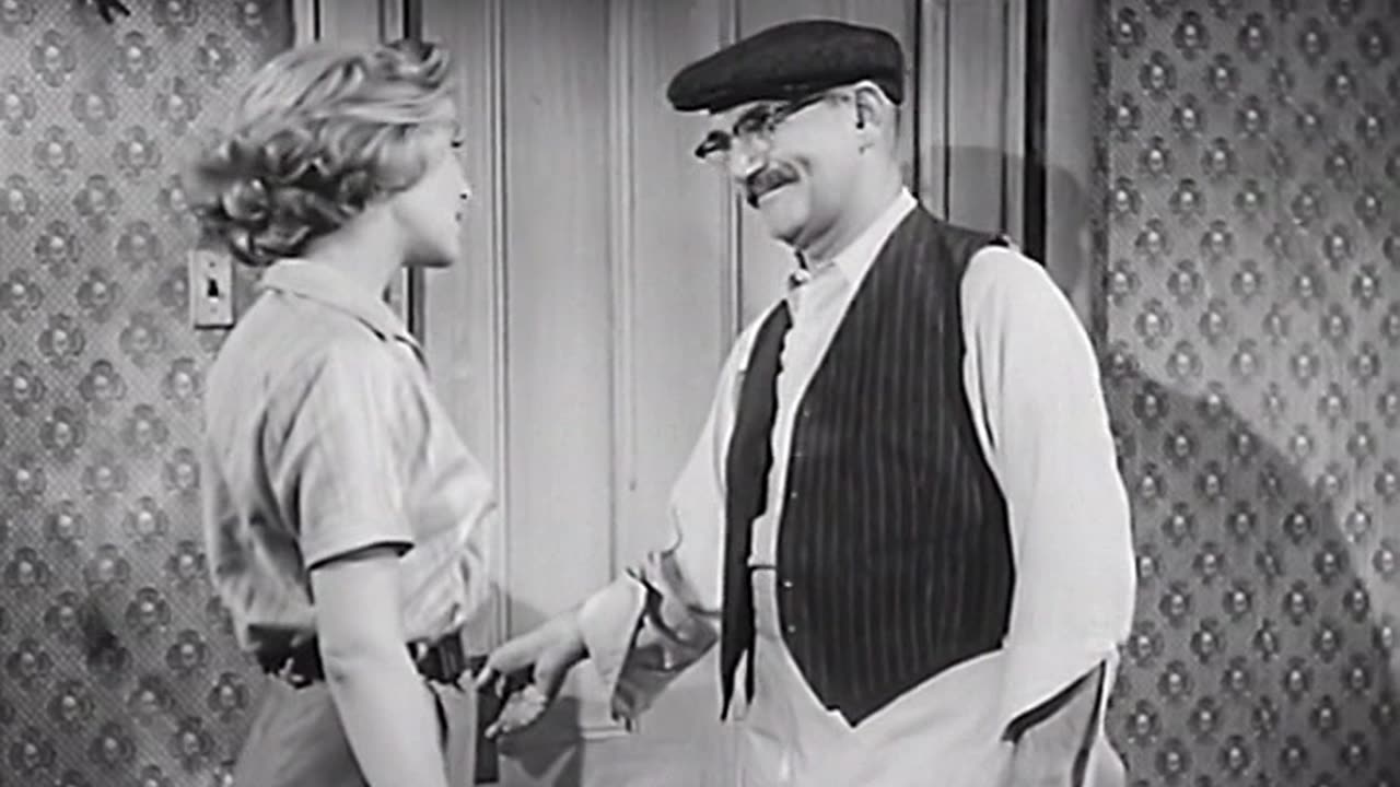 30) «Нежный стрелок» / «The Gentle Gun-Man»