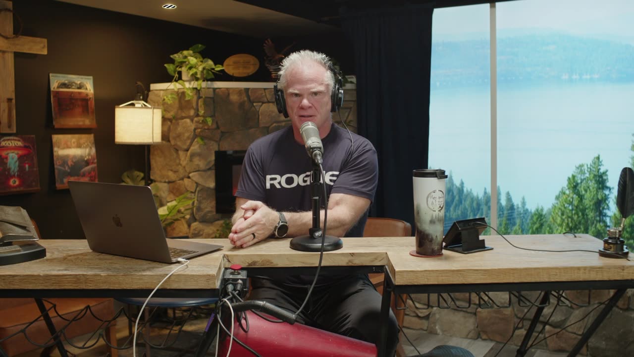 Episode 2,384 - CNN Discovers a Nation Lead by Trolls … ABOUT TEN YEARS LATE.