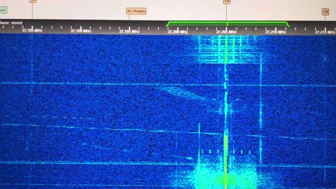 Odd Data Signal 31.000 30.999 USB - Via G8JNJ SDR Receiver In The UK - June