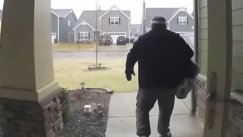 RING DOORBELL #shorts #115 #ringdoorbell #failscompilation #funnyclip #failcompilation #fail #funny