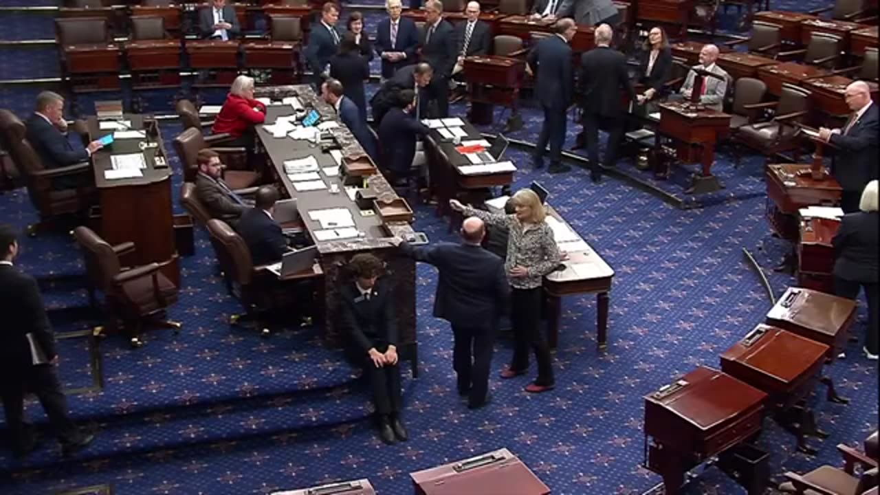 Senate advances deal with backing of 8 Democrats, paving way for end of shutdown
