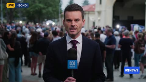 Two gunmen open fire on Bondi Beach during Jewish celebration