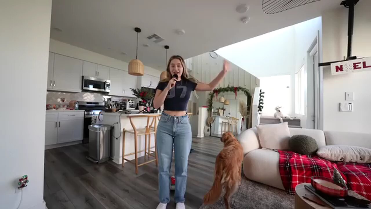 i_traveled_1,400_miles_to_see_taylor_swift__Era_s_Tour_VLOG_