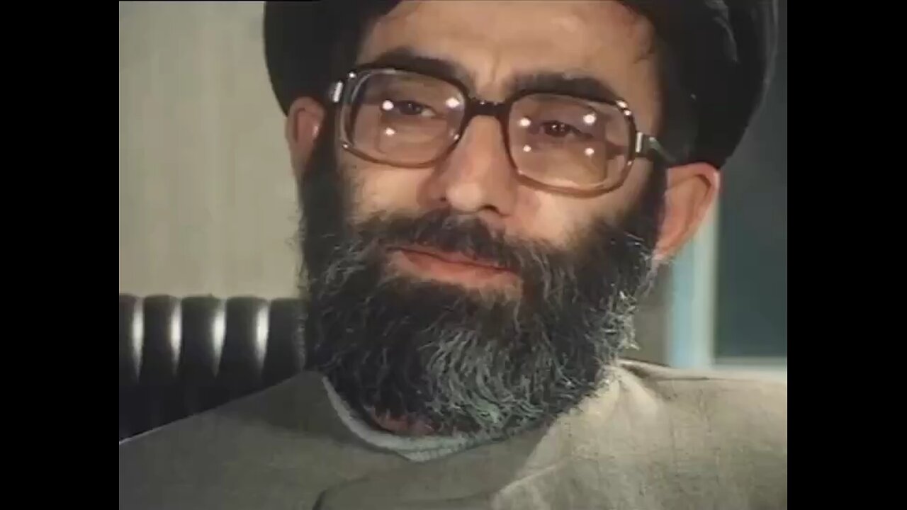 🚨 👉 THROWBACK: Young Ayatollah Khamenei SCHOOLS