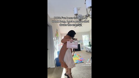 Symone Davis - classroom #praisebreak Teacher 👩🏽‍🏫💃🏽