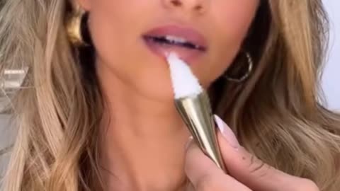 How to make your lips attractive