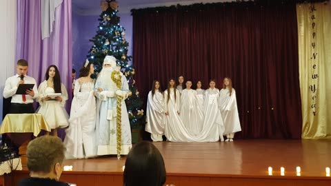 Clasa 11 Concert Vine Anul Nou 2/16 Vancicăuți 19 decembrie 2025