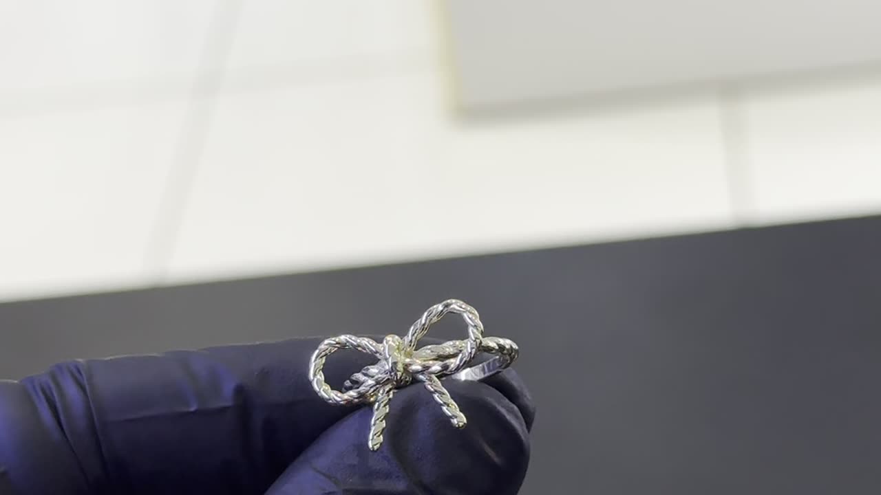 Ladies Real 10K Gold Bow Ring