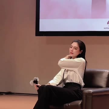 #BlankTheSeries #Faye #Yoko #FayeMalisorn #Entertainment #funny #comedy #viral #Shorts #Trend