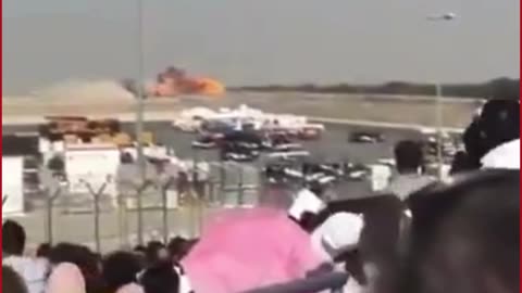 V2 | Tejas Crash Horror in Dubai: No Ejection Seen as IAF Pilot Dies During Aerobatic Display