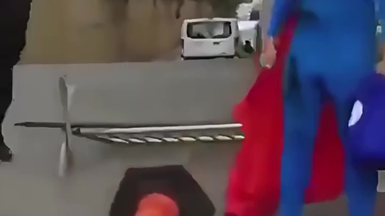 SUPERMAN HAS HAD BETTER DAYS🤣COMMENTARY STEVE INMAN