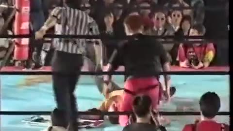 (1997.10.14) Hayabusa, Tanaka & Nakagawa vs Onita, Kuroda & Hido - FMW