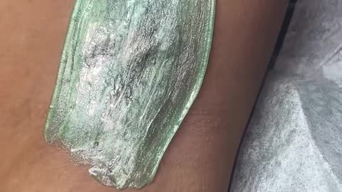 Underarm Waxing on Longer Hair | Sexy Smooth Emerald Enchantment by @waxingqueenadventures | Part 2