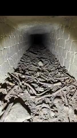 THE CATACOMBS UNDER PARIS ARE AS SUSPICIOUS AS IT GETS