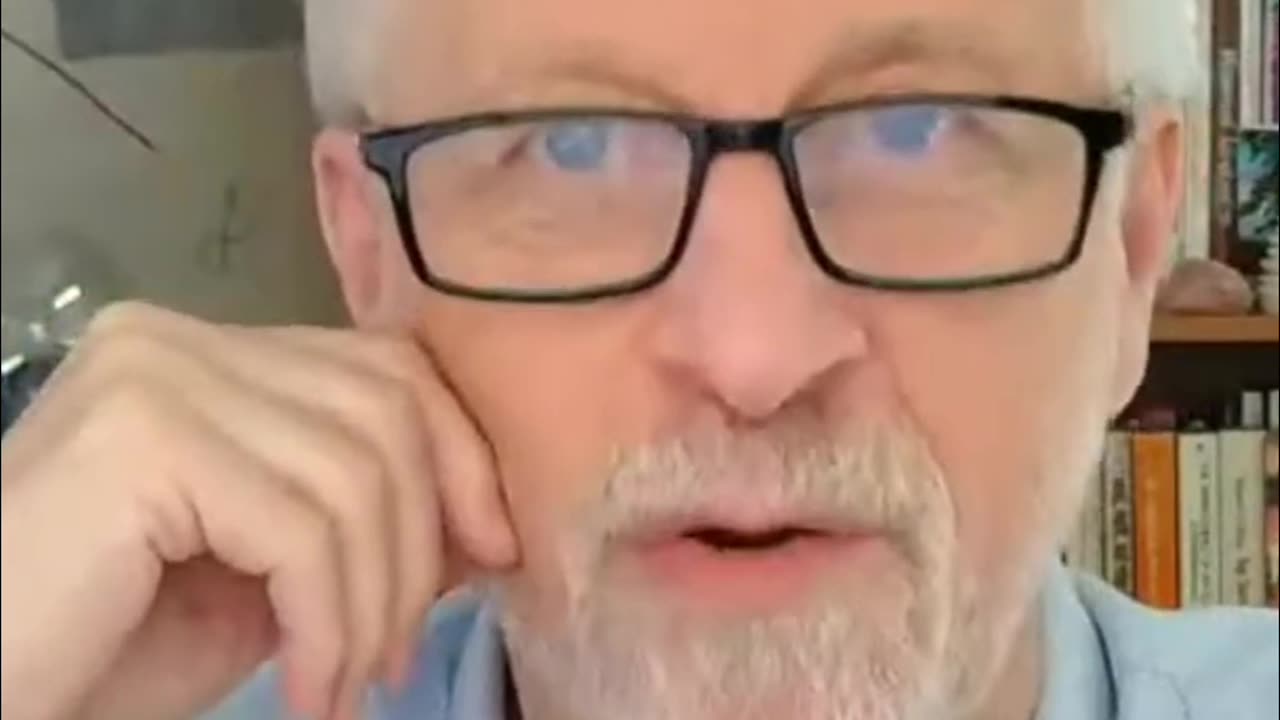 Stress to Burnout: How Tony Robbins Crashed and Why You Might Too