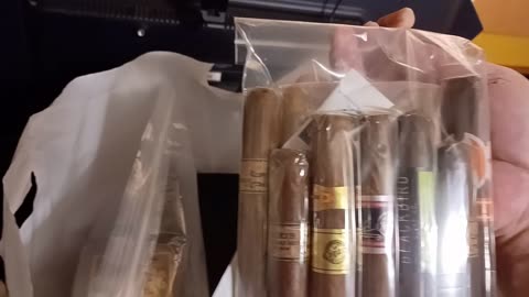 Sarge's Smoke Break #52: Unbagging ALL KINDS Of Cee-gars 13 Oct 25
