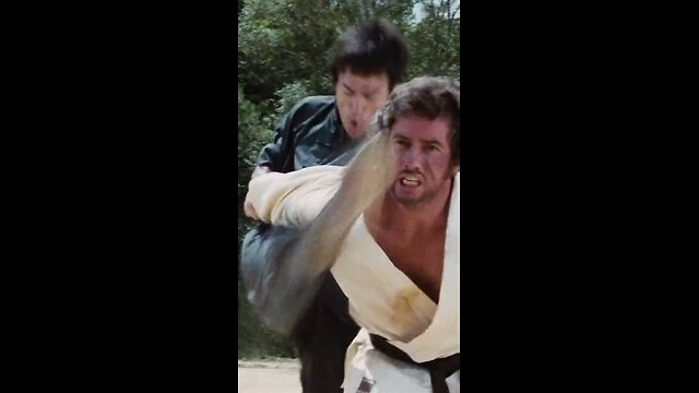 Cross kick Studio Films Bruce Lee Way of the Dragon