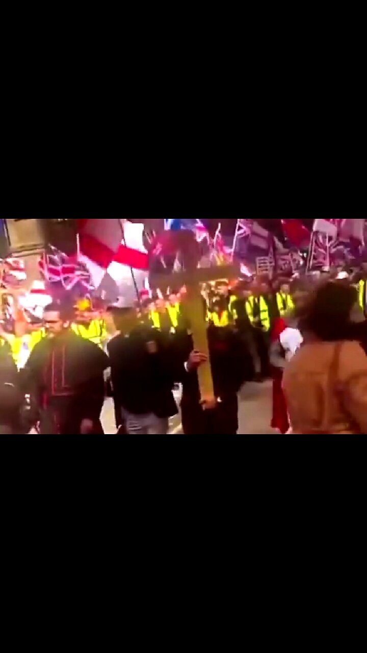 THE CROSSES ARE BACK IN LONDON. 👊