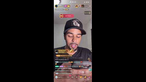 Not droski read the text out loud between 21 mama and himself 👀 😔