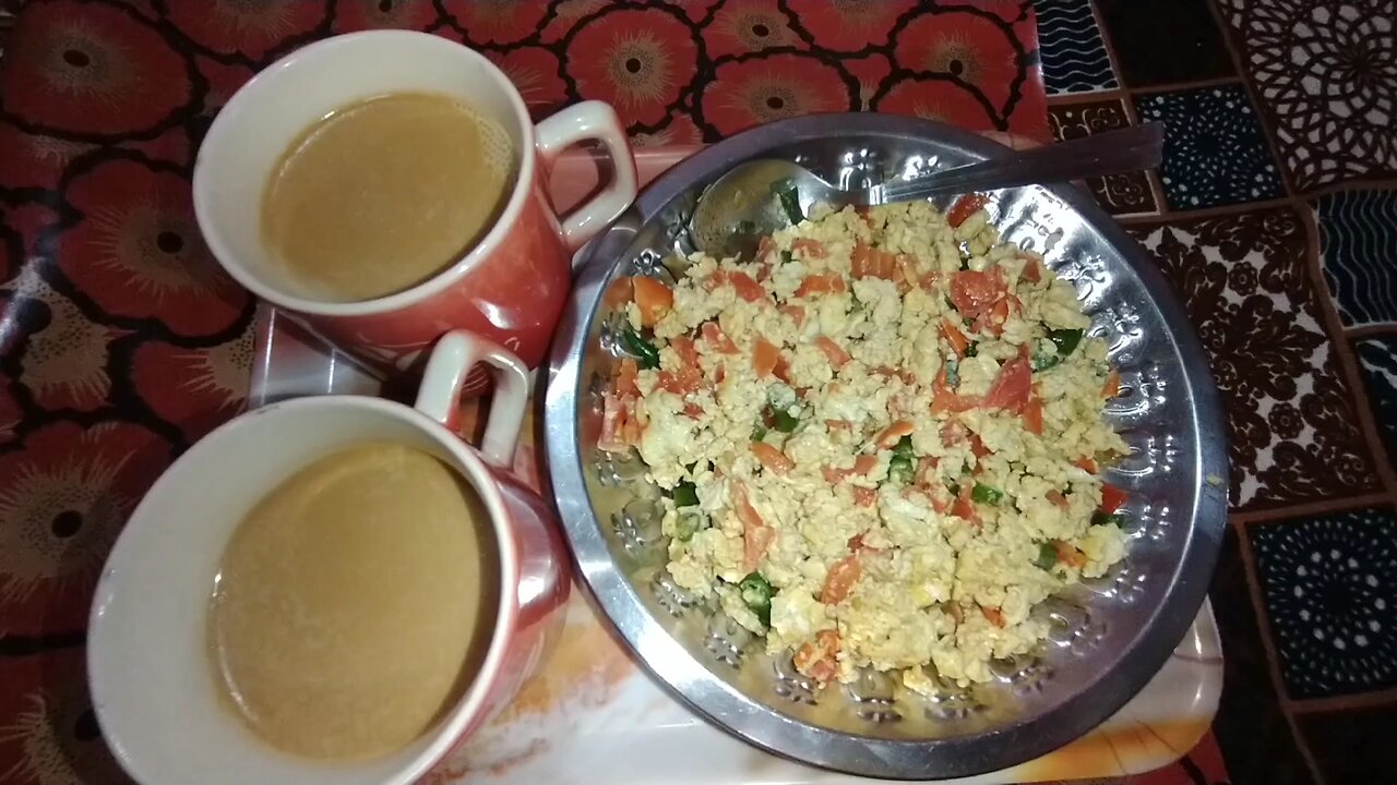 Cooking a Perfect Desi Omelet 🍳 | Breakfast with Shahmeer Ali Khan