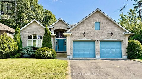 4 ORCHARD CRESCENT - WATERFORD, ON #readytosellyourhome #tbarrsellshomes