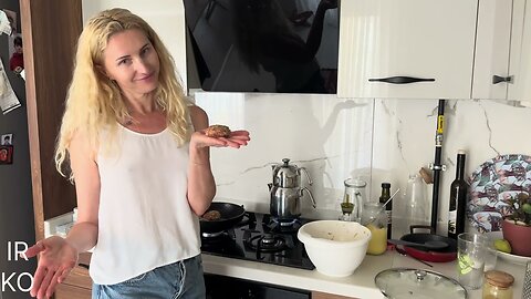 Lingerie Girls Yoga Irina ¦ ASMR Food Eating Challenge ¦ Blonde in the Kitchen Cooking 4K HD