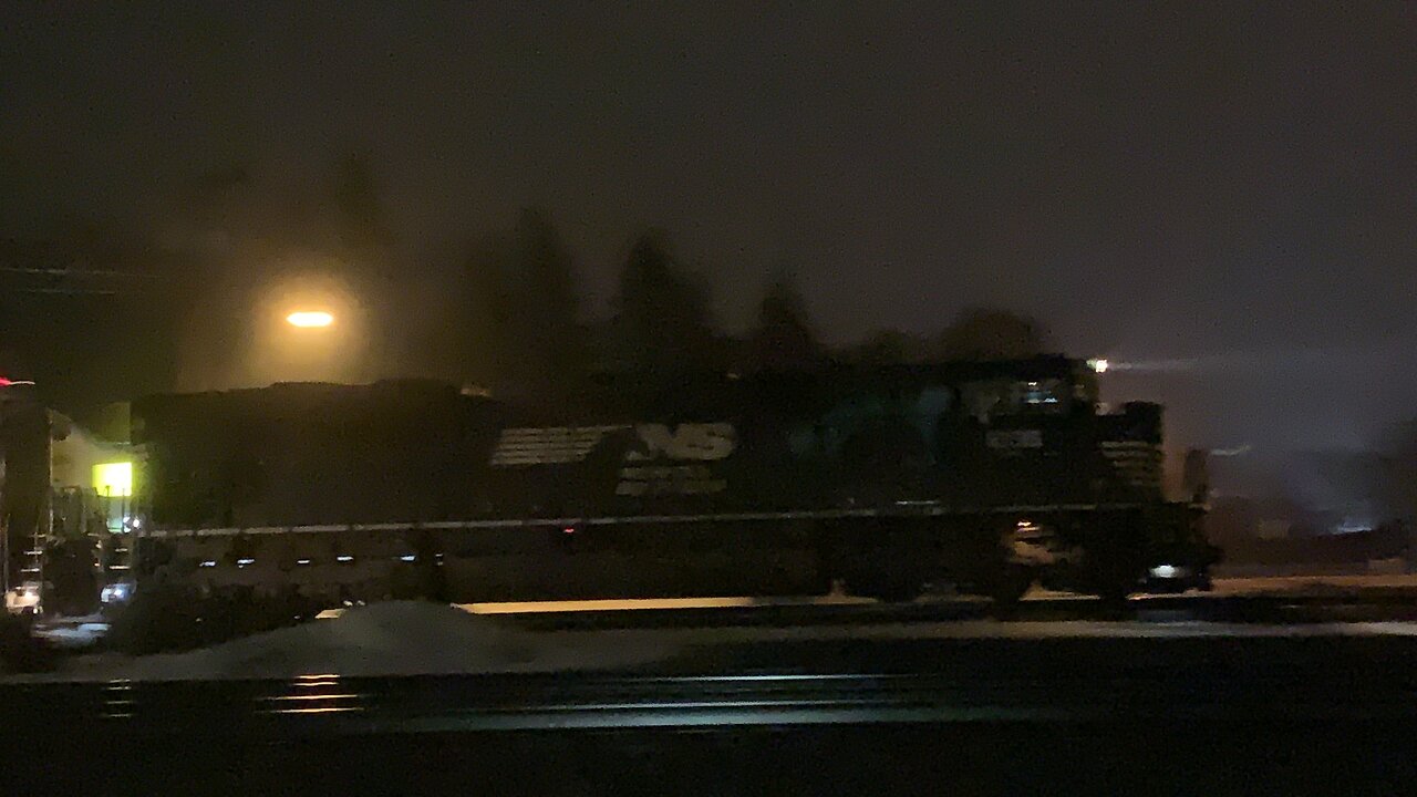 Nighttime Norfolk Southern in North East