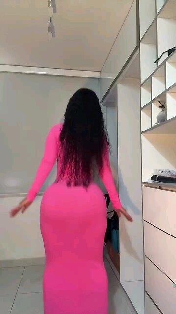 MISS TAP OUT SEXY AF