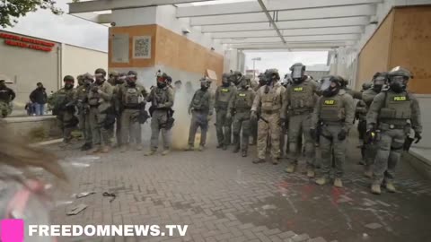 NOW: Federal Agents deploy smoke bomb against the people