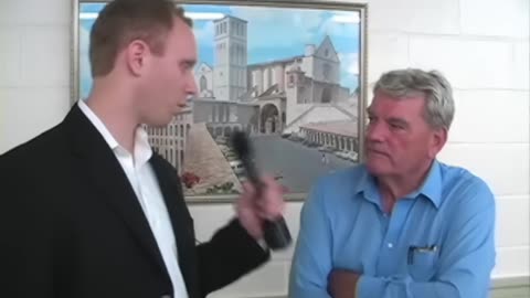 (July 16th 2008) Jewish journalist Max Blumenthal's "HIT PIECE" on WW2 historian David Irving