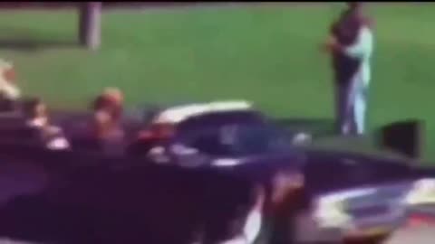 JFK ASSASSINATION - There were at LEAST 2 shooters