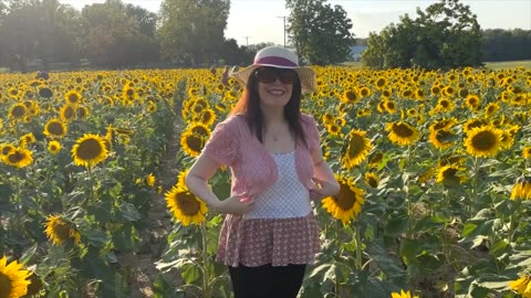 Michael & Elizabeth at a Sunflower Field