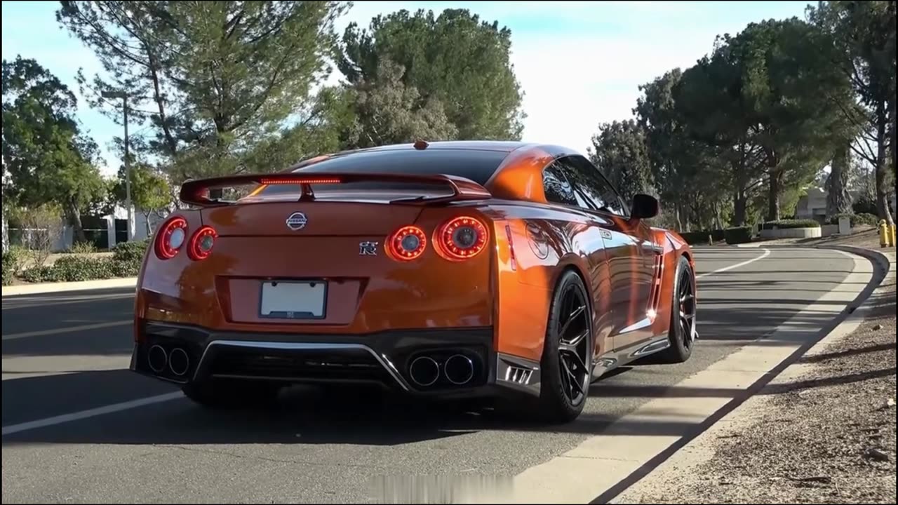 R35 Nissan GTR W - HKS Exhaust - 4K -Pure Sound Engine V6 Biturbo