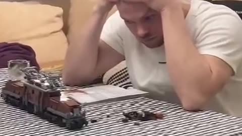 Pov: How easy is it to break your brain? 🧠