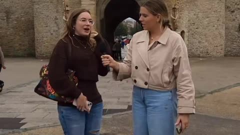 A young lady tells people how dangerous Southampton is "Don't go down alleys,