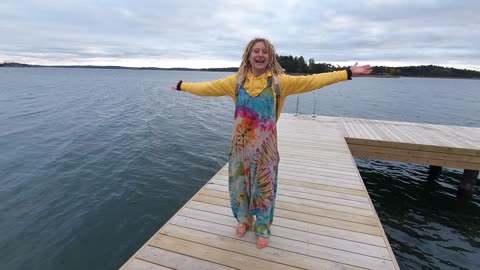 happy Days everyone it's a b-earth-day gift from me to you