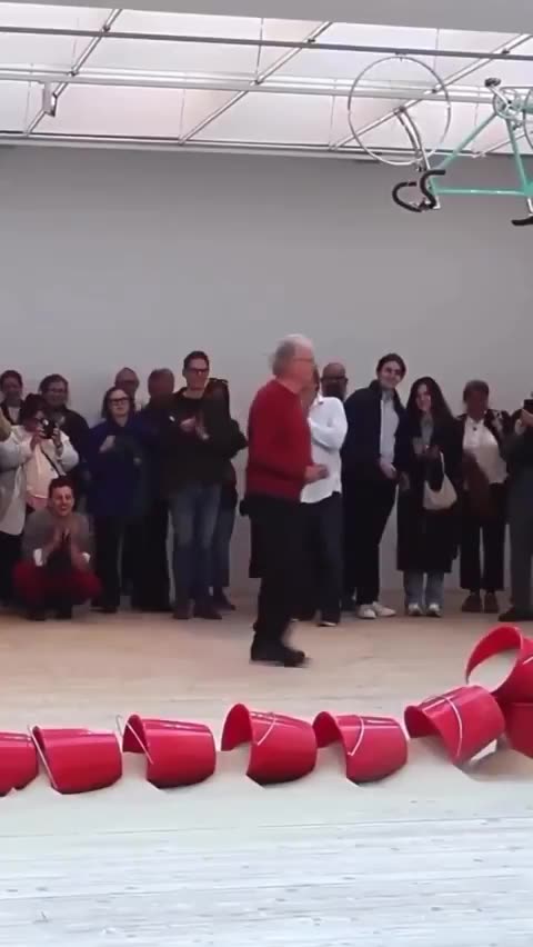 VOICI CE QUE LES DÉGÉNÉRÉS APPELLENT DE L'ART...🤔😡