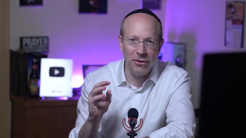 Watch Pro Palestinian Woman's Face EXPLODES After Realizing Hamas Are Terrorists!