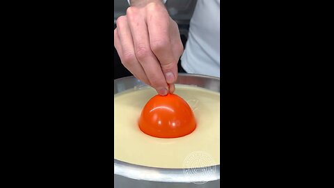 Beauty and Chocolate! The most romantic dessert!