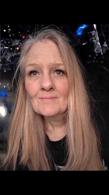 1 Corinthians 1:10 NLT