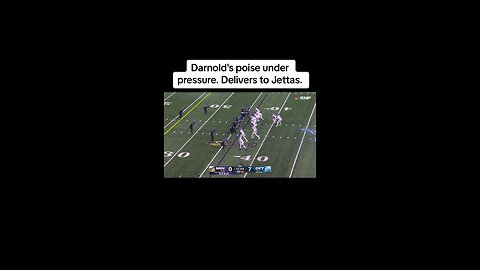 Darnold's poise under pressure. Delivers to Jettas. #nhl
