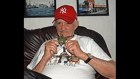 Idag var det rena Vilda Western i mitt hus , uppgången intill mig