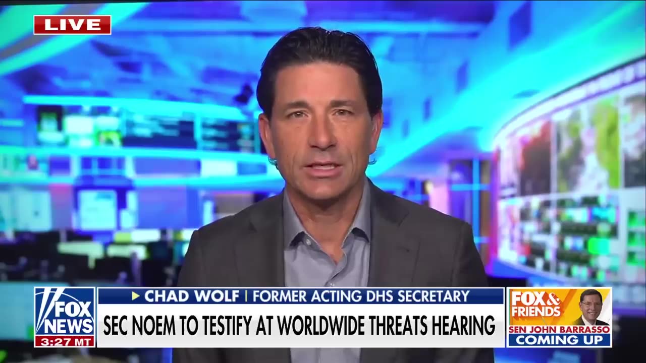 MILLIONS of illegal immigrants flee U.S. under Trumps leadership.