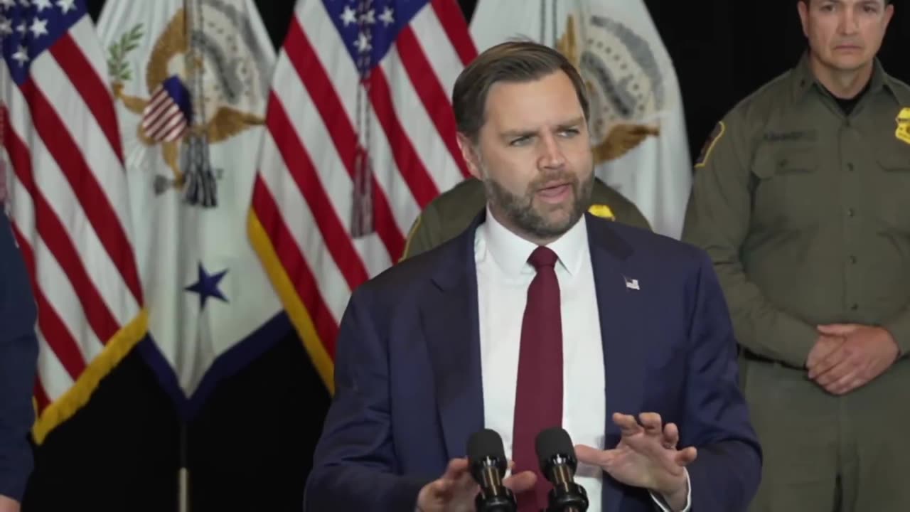 Vance NUKES Fake News Reporters in Minneapolis