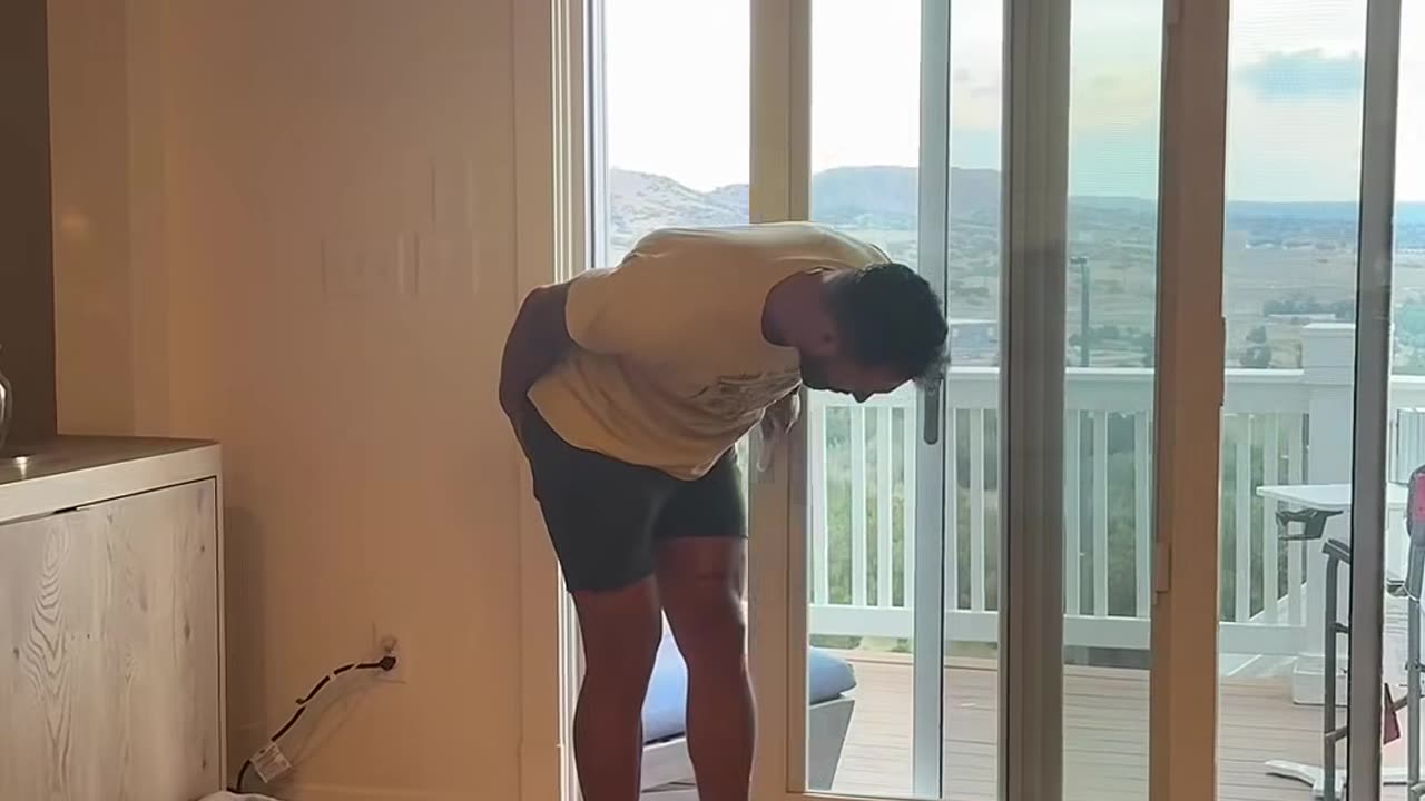 just a husband doing husband things ♂