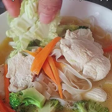 Easy Homemade Chicken Ramen Soup 🍜 🐔. Easy & Comforting Asian Noodles Recipe to Warm you this Winter