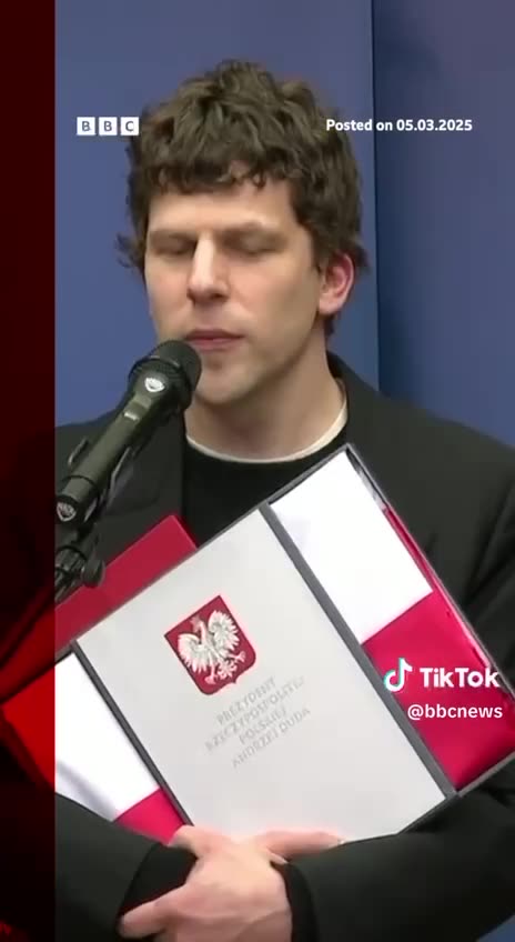 Jesse Eisenburg Gets Polish Citizenship 🤣🤣